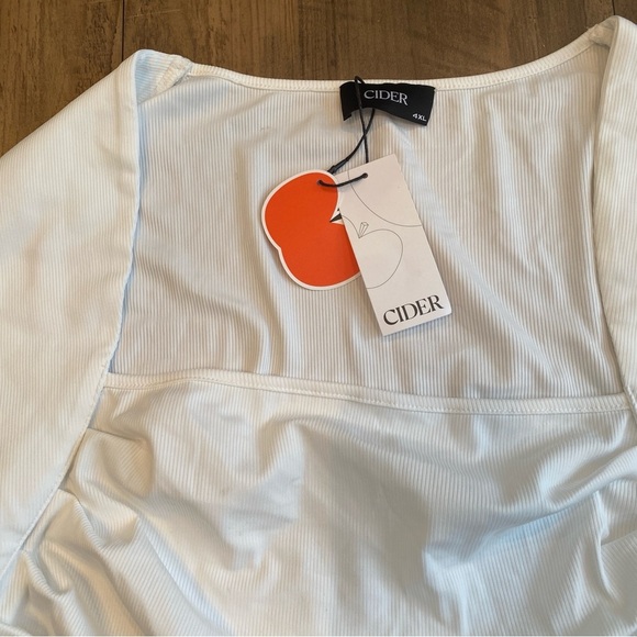 Cider • Bolero Cropped White Top • Size 4x • NWT - Picture 3 of 5